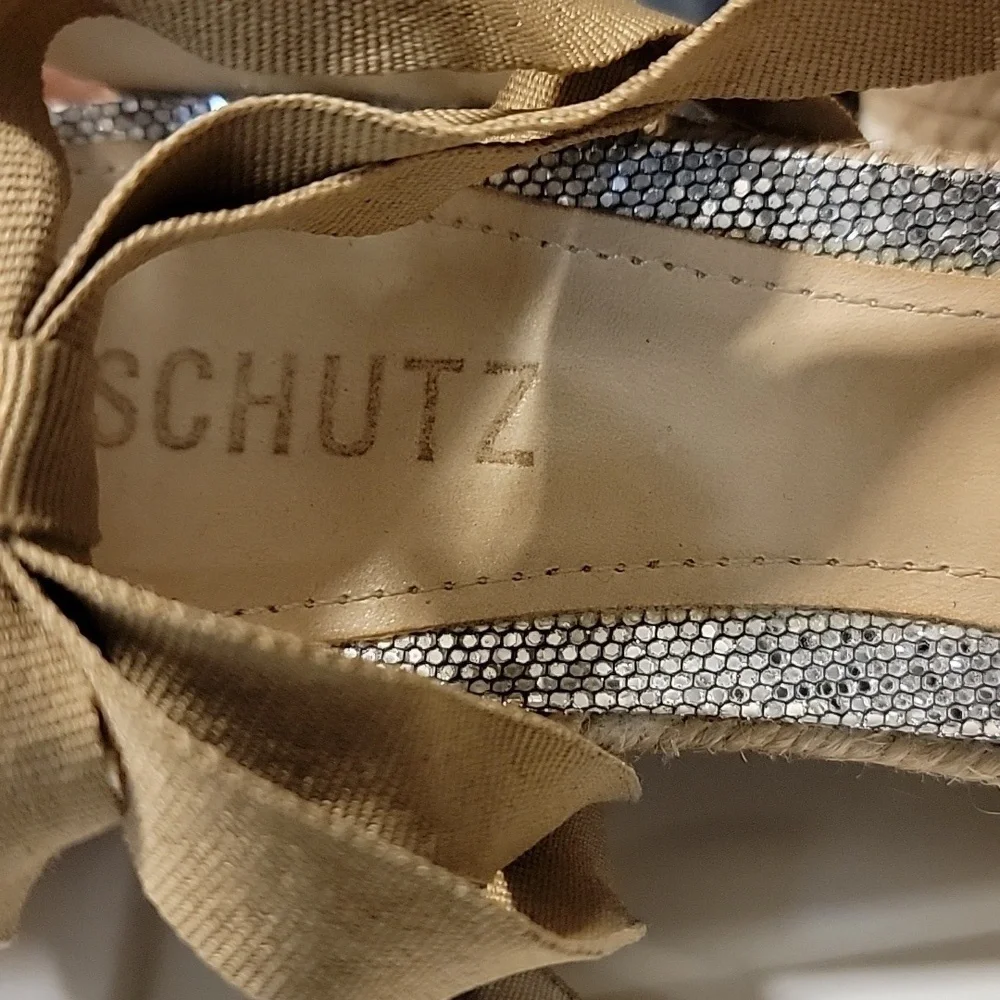 SCHUTZ stylish espadrille